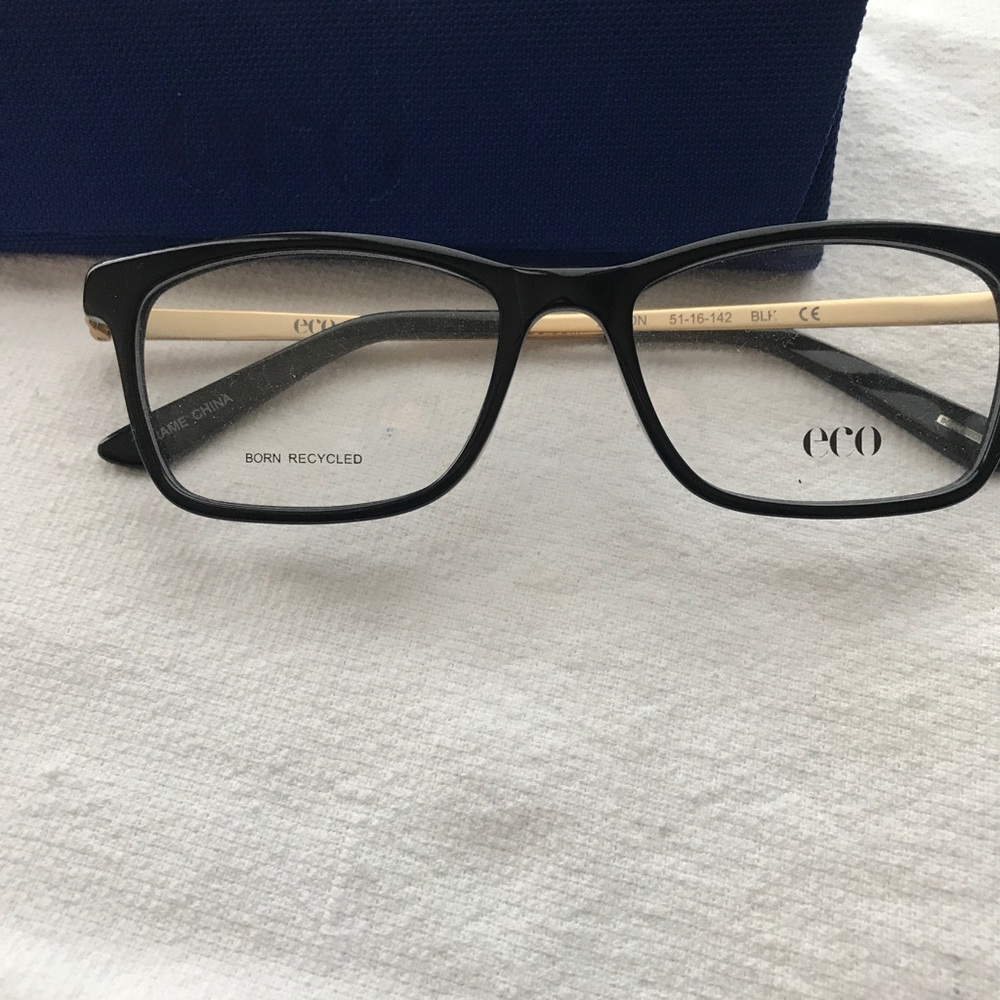 New never worn Modo Eco frames.